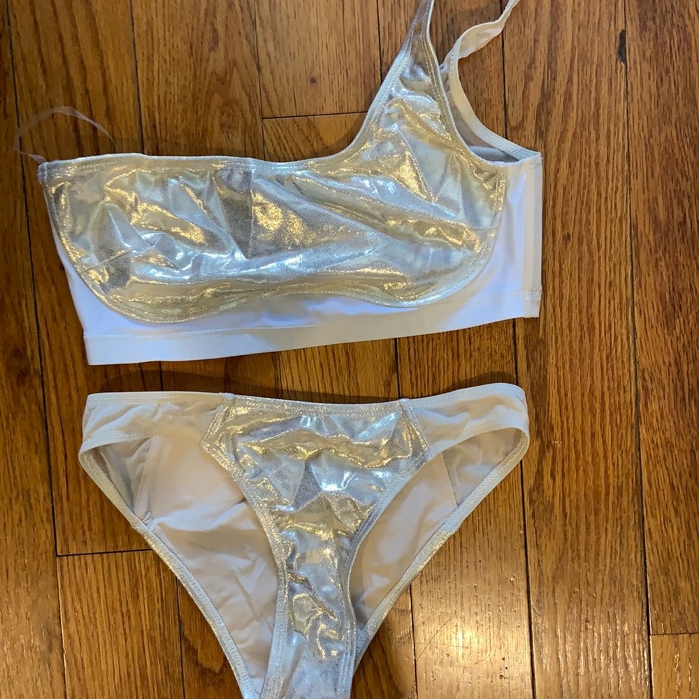 Hollie Watman bikini